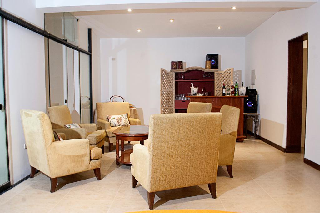 إِكا Mc Hotel المظهر الخارجي الصورة
