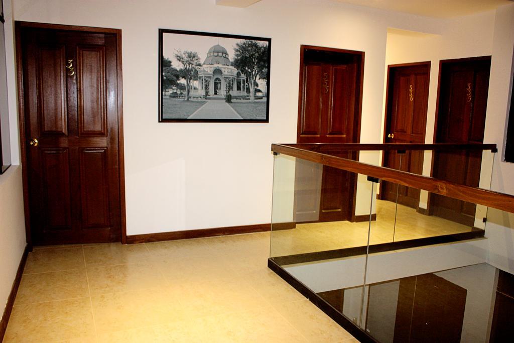 إِكا Mc Hotel المظهر الخارجي الصورة