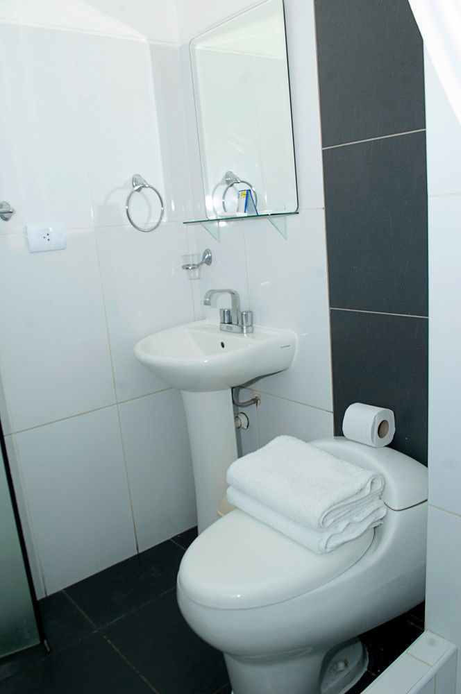 إِكا Mc Hotel المظهر الخارجي الصورة